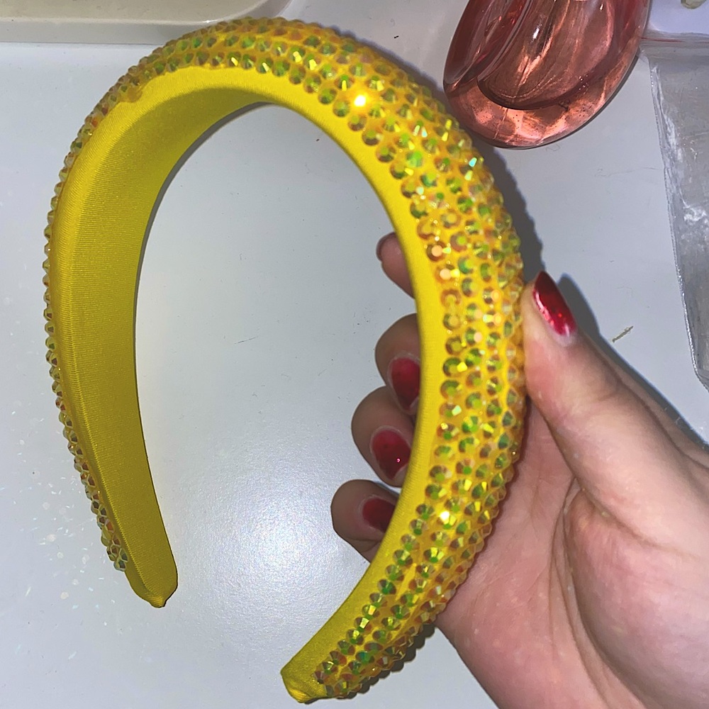 Yellow sparkling diamond headband